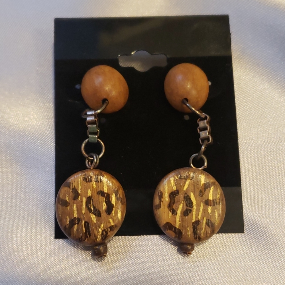 Wood earrings